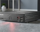 Mini-komputer Shuttle XPC Slim DH810 jest przeznaczony dla branży IT. (Źródło zdjęcia: Shuttle, edytowane)