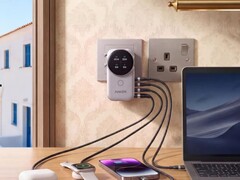 Uniwersalna ładowarka Anker Nano (4 w 1, 100 W, Smart Display)