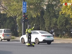 Hangxing No. 1 w akcji (źródło obrazu: CGTV+ via YouTube; przycięty zrzut ekranu)