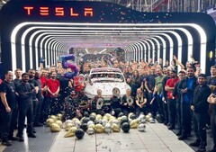 Tesla Giga Berlin w Niemczech świętuje 500 000. model Y SUV (źródło zdjęcia: Tesla)