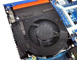 Wentylatory Dell G15 mogą być głośne pod obciążeniem