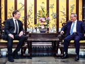 Elon Musk w Chinach (zdjęcie: SCMP)