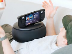 Poduszka Mechanism Gaming została zaprojektowana tak, aby zapewnić większy komfort podczas grania na konsolach przenośnych oraz zapobiegać drętwieniu rąk i ramion.