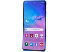 Różne smartfony Galaxy są dotknięte błędem w oprogramowaniu. (Źródło zdjęcia: Daniel Schmidt, Notebookcheck)