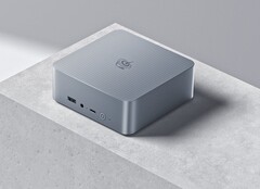 Mini komputer Beelink EQR5 jest wyposażony w czterordzeniowy procesor APU AMD Ryzen oraz do 64 GB pamięci RAM DDR4.