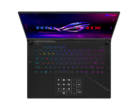 Gładzik ASUS ROG Strix SCAR 16 podwaja się jako klawiatura numeryczna. (Źródło: ASUS)