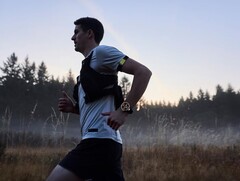Smartwatch Amazfit T-Rex 3 Pro (na zdjęciu) otrzymuje oprogramowanie w wersji 2.4.2.1. (Źródło zdjęcia: Amazfit)