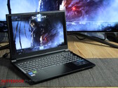Recenzja laptopa Medion Erazer Crawler E40: Niedrogi gracz z dobrą wydajnością RTX 4050
