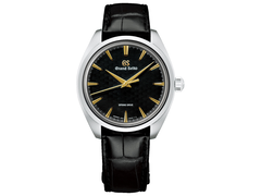 Grand Seiko SBGY041 (na zdjęciu) na białym tle. (Źródło zdjęcia: @plus9time na Instagramie)