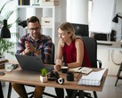 Acer TravelMate P6 14 oferuje teraz opcje dotykowe i bezdotykowe OLED 2,8K. (Źródło obrazu: Acer)