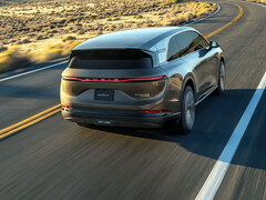 Lucid Gravity Touring SUV (źródło zdjęcia: Lucid)