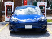 Całkowite koszty pojazdów elektrycznych mogą być wyższe niż koszty tankowania samochodów na gaz (zdjęcie: Tesla)