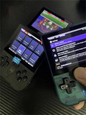 (Źródło obrazu: za pośrednictwem Joey's Retro Handhelds)