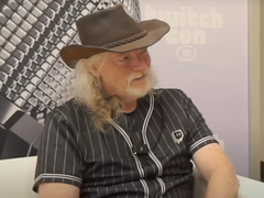 Zrzut ekranu z niedawnego wywiadu Dana Clancy'ego z Twitchcon 2025 (źródło obrazu: Taylor Lorenz YT)
