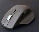 Bezprzewodowa ergonomiczna mysz Keychron z metalowym kółkiem przewijania