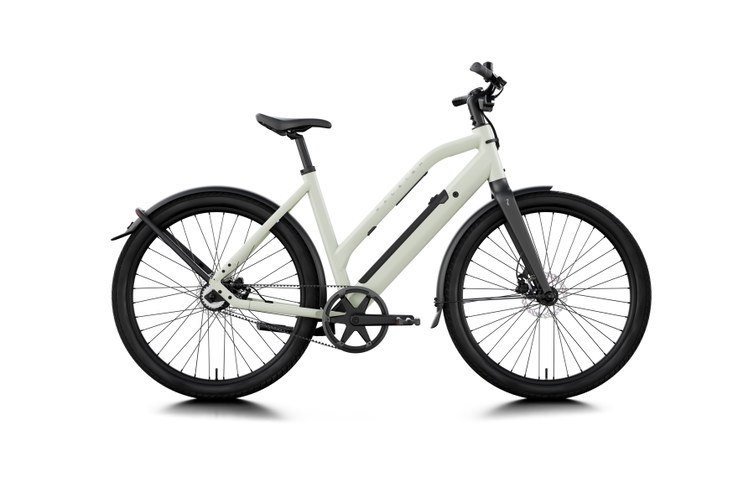 Model Raleigh One w kolorze złamanej bieli
