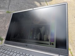 Na zewnątrz w świetle słonecznym