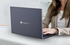 Zdjęcie przedstawia oficjalną grafikę marketingową laptopa Dynabook Portege X30L poprzedniej generacji.