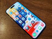 Appleobecny przycisk akcji może przetrwać tylko jedną generację w iPhone'ach Pro, na zdjęciu iPhone 15 Pro. (Źródło zdjęcia: Notebookcheck)