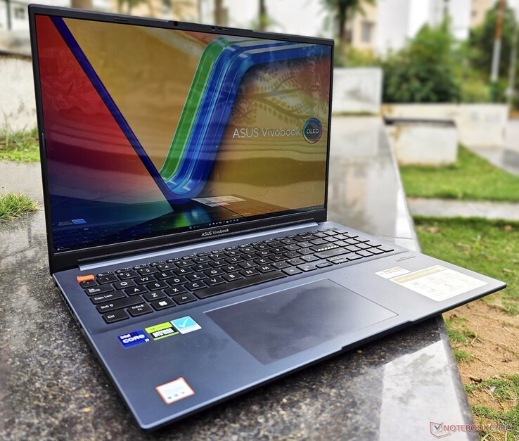 Recenzja Asus VivoBook Pro 16 Recenzja Asus VivoBook Pro 16
