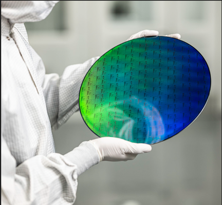 Omega firmy PsiQuantum: Produkowalny chipset do fotonicznych obliczeń kwantowych (Źródło obrazu: PsiQuantum)