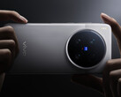 Do ISOCELL HPB dołączy Sony LYT-828 w obu modelach, na zdjęciu X200 Ultra. (Źródło zdjęcia: Vivo)