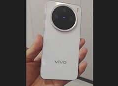 Vivo X200 Pro Mini oferuje flagowy sprzęt w kompaktowej obudowie. (Źródło zdjęcia: Weibo)