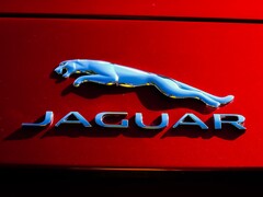 Jaguar przestawia się na samochody elektryczne i prezentuje swój pierwszy samochód koncepcyjny, Type 00. (Źródło zdjęcia: Pixabay / BJB_Photos)