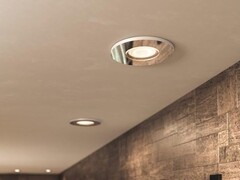 Wbudowane oświetlenie punktowe Philips Hue Adore Bathroom zostało zmodernizowane. (Źródło zdjęcia: Philips Hue)