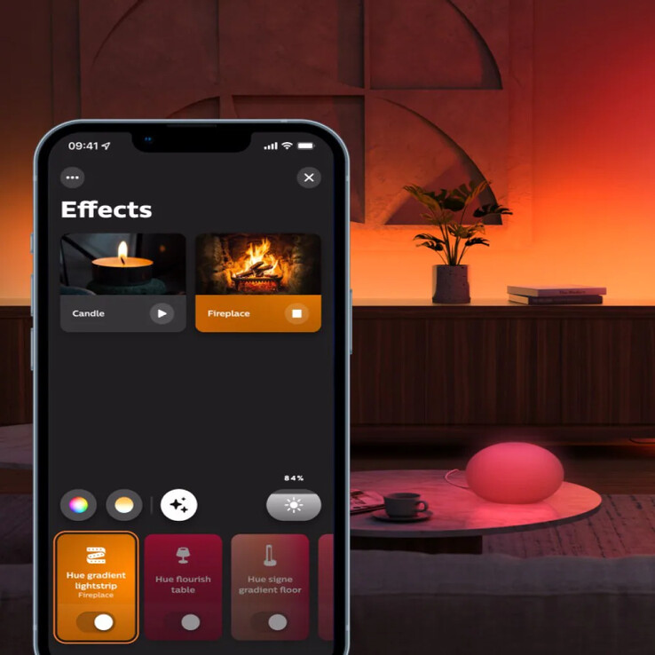 Istniejące inteligentne efekty świetlne w aplikacji Philips Hue obejmują kominek i świecę. (Źródło obrazu: Philips Hue)