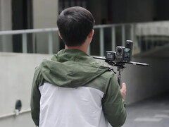 DJI może planować trzy letnie premiery, w tym od dawna plotkowany Osmo 360, przedstawiony tutaj w środku. (Źródło zdjęcia: Igor Bogdanov)