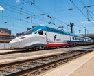 NextGen Acela z elektrowozem i czwartym wózkiem w wariancie Jacobs. (Źródło zdjęcia: Amtrak)