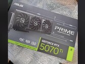 Pewnemu redditorowi udało się zakupić kartę GeForce RTX 5070 Ti od sprzedawcy niemal dwa dni przed premierą. (Źródło zdjęcia: Reddit)