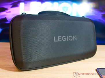 Legion Etui typu soft-shell Go