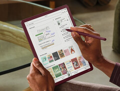 Kindle Scribe Colorsoft to największy Kindle z kolorowym wyświetlaczem. (Źródło obrazu: Amazon)