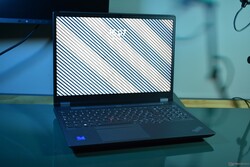 w recenzji: Lenovo ThinkPad P16 G2, próbka do recenzji dostarczona przez