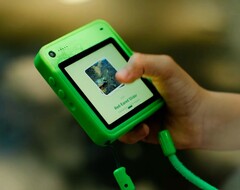 Freckle Phone został zaprojektowany specjalnie z myślą o dziecięcych dłoniach.