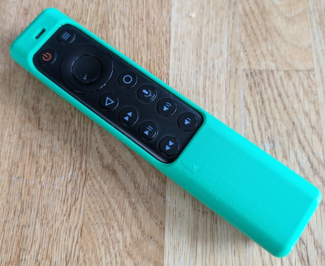 Nie ma potrzeby uciekania się do superglue w przypadku obudowy Nvidia Shield, ponieważ można ją wydrukować z przyciskiem Netflix lub bez niego (Źródło obrazu: Notebookcheck)