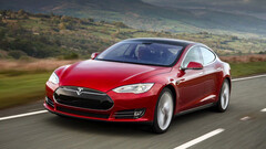 OG Model S cierpiał na awarie baterii (zdjęcie: Tesla)