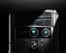 Vertu Agent Q ma skórzany tył (źródło zdjęcia: MT Today)