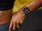 Smartwatch Amazfit Active 2 (na zdjęciu) otrzymuje nową aktualizację. (Źródło zdjęcia: Amazfit)
