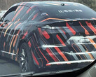 Pierwszy Alps EV ma naklejkę "lepszy niż Model Y" (zdjęcie: Xchuxing)