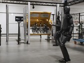 Według firmy Figure AI po raz pierwszy dostarczyła swojego humanoidalnego robota Figure 02 nieujawnionemu klientowi. (Źródło obrazu: YouTube / Figure)