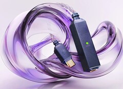 Przetwornik cyfrowo-analogowy iFi Audio Go Link 2 zapewnia bezstratne odtwarzanie muzyki w wysokiej rozdzielczości na smartfonach i laptopach.