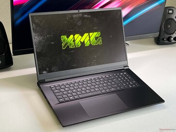 Laptop XMG Focus 17 z RTX 5070 Ti (źródło obrazu: Notebookcheck)