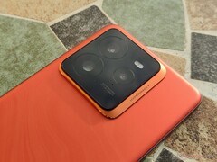 Realme GT 7 Pro. (Źródło obrazu: Notebookcheck)