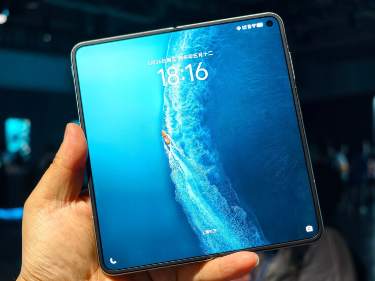 Model Vivo X Fold6 posiada certyfikat IP59.
