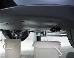 Opróżnianie bagażnika Modelu Y Juniper (źródło obrazu: TeslaCamera/X)