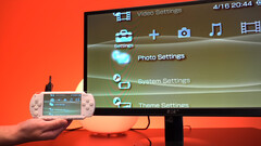 YouTuber sprawia, że Sony PSP 1000 zyskuje dwie nowoczesne funkcje (źródło obrazu: Macho Nacho Productions)