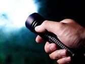 Nowa latarka TerraBeast ma wbudowany laser (źródło zdjęcia: TerraBeast)